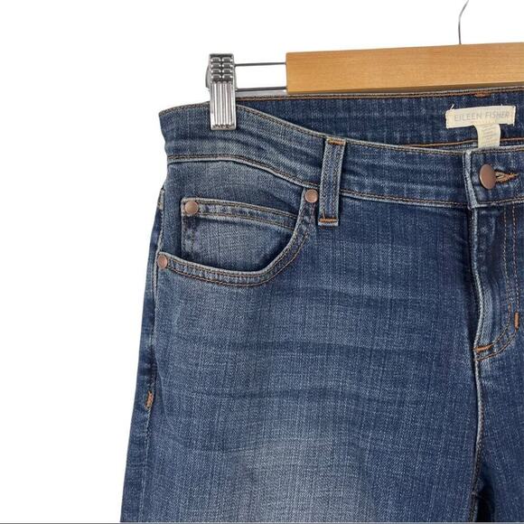 Eileen Fisher Women's Straight Skinny Jeans Organic Cotton Blue Mid Wash Size 4 - Picture 6 of 15